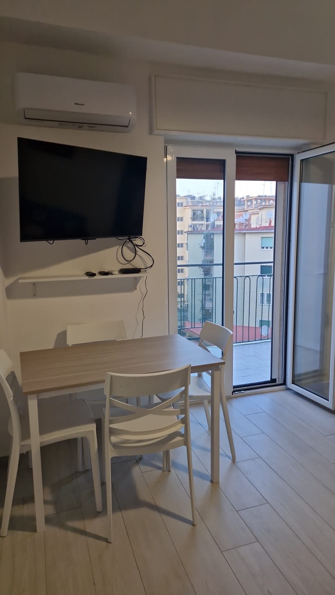 Addu Fratm — Appartamento intero a Fuorigrotta — foto 2